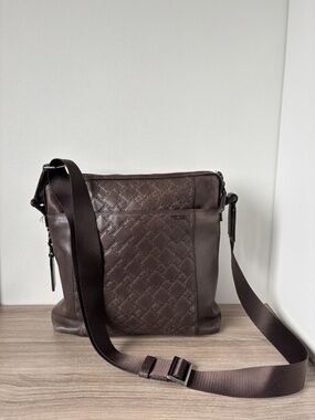 Tumi Crossbody Zip Top Shoulder Bag Brown Leather Travel Unisex Authentic